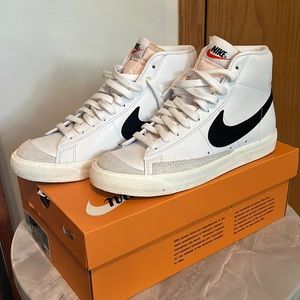 Nike Blazer Mid ‘77 Vintage Sneakers